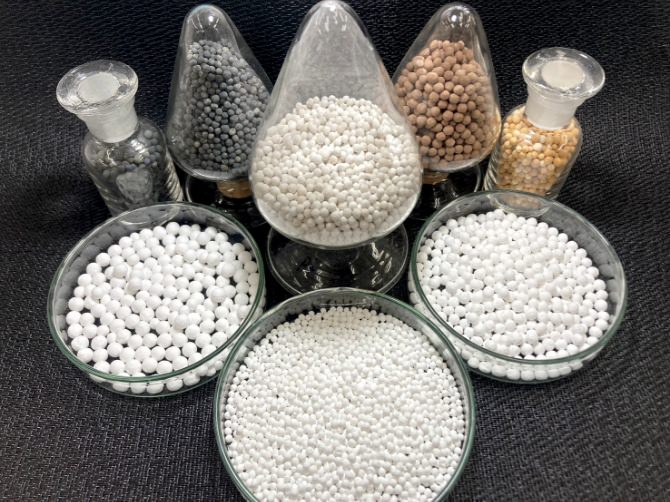 カスタムメイド触媒